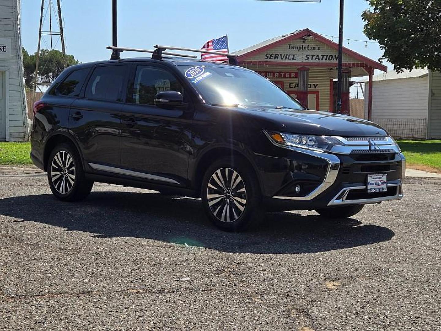 2020 BLACK Mitsubishi Outlander (JA4AD3A36LZ) with an 4-Cyl 2.4 Liter engine, Automatic CVT transmission, located at 246 E Walker St., Orland, 95963, (530) 865-5800, 39.747589, -122.178398 - Photo#0