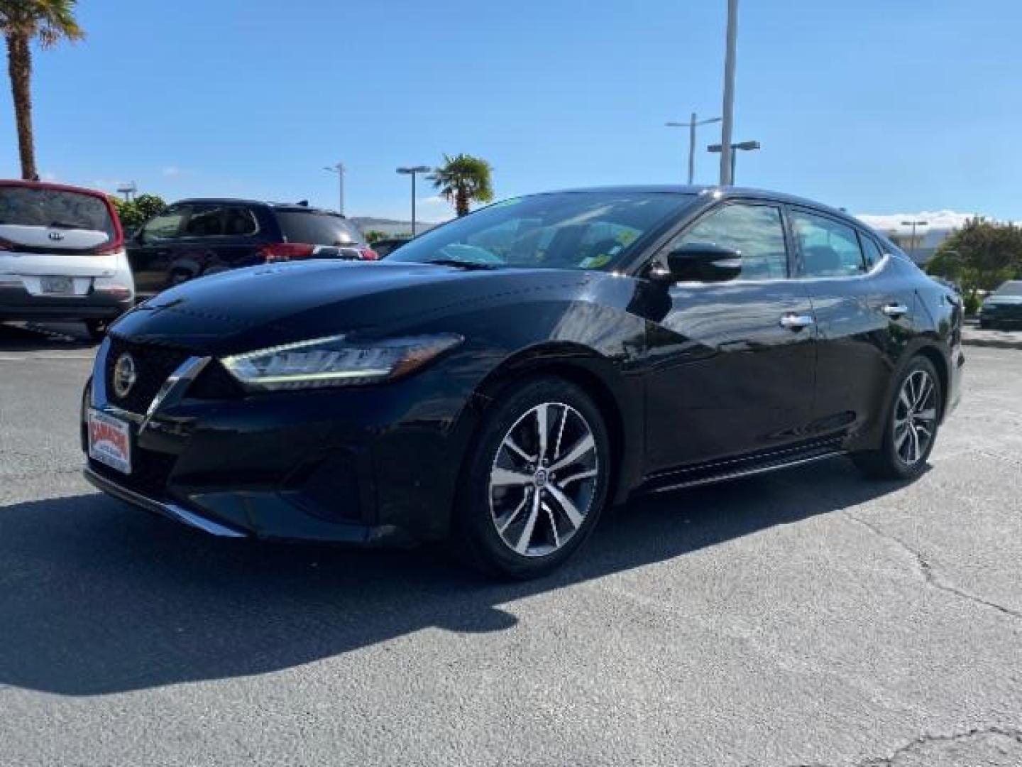 2020 BLACK Nissan Maxima (1N4AA6CV2LC) with an V6 3.5 Liter engine, Automatic Xtronic CVT transmission, located at 412 Auto Vista Drive, Palmdale, 93551, (661) 945-0620, 34.592636, -118.136681 - Photo#2