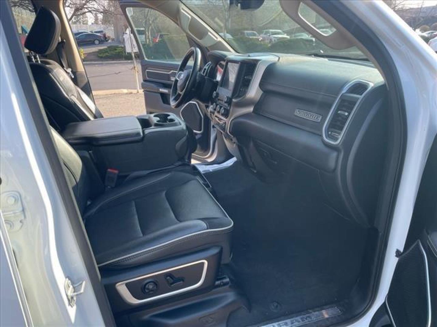 2020 Bright White Clear Coat RAM 1500 Laramie (1C6SRFJM7LN) with an 3.0L EcoDiesel 3.0L Biodiesel Turbo V6 260hp 480ft. lbs. Common Rail Direct Injection engine, 8-Speed Shiftable Automatic transmission, located at 800 Riverside Ave, Roseville, CA, 95678, 916-773-4549 & Toll Free: 866-719-4393, 38.732265, -121.291039 - ECODIESEL CREW CAB 4X4 LARAMIE ONE OWNER CLEAN CARFAX - Photo#14