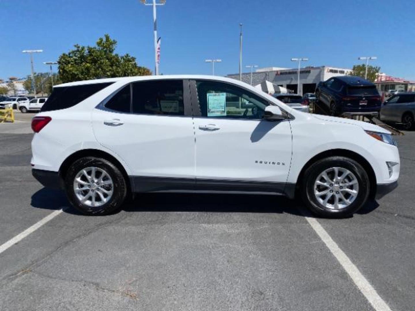 2021 WHITE Chevrolet Equinox (3GNAXKEVXMS) with an 4-Cyl Turbo 1.5 Liter engine, Automatic 6-Spd w/Overdrive transmission, located at 412 Auto Vista Drive, Palmdale, 93551, (661) 945-0620, 34.592636, -118.136681 - Photo#8