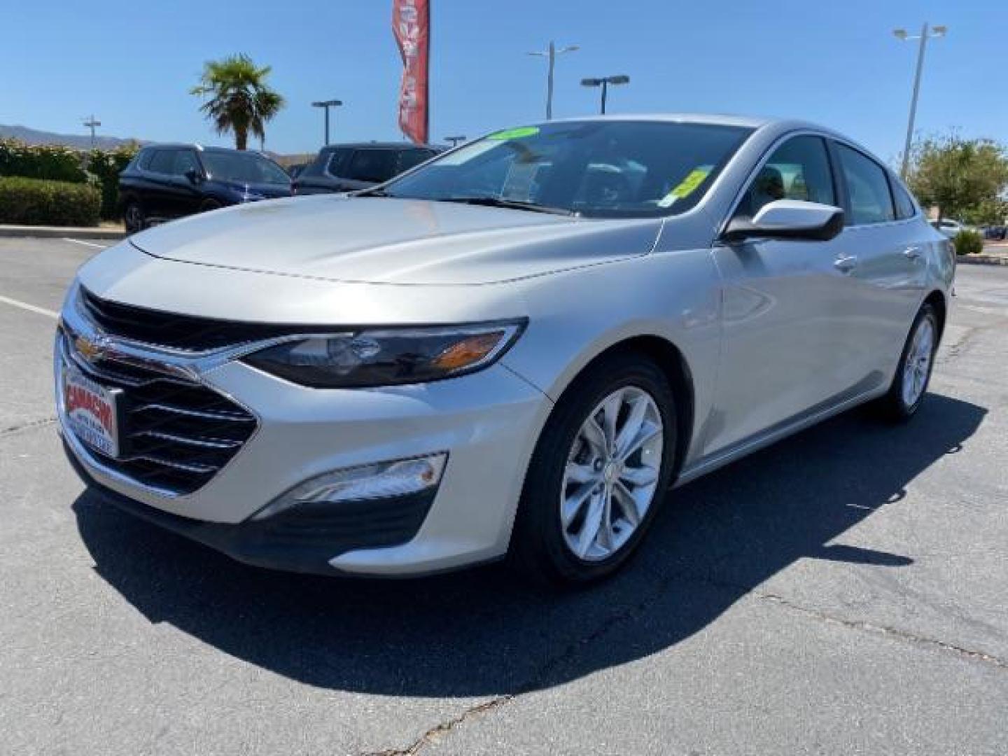 2021 SILVER Chevrolet Malibu (1G1ZD5ST3MF) with an 4-Cyl Turbo 1.5 Liter engine, Automatic CVT transmission, located at 412 Auto Vista Drive, Palmdale, 93551, (661) 945-0620, 34.592636, -118.136681 - Photo#3