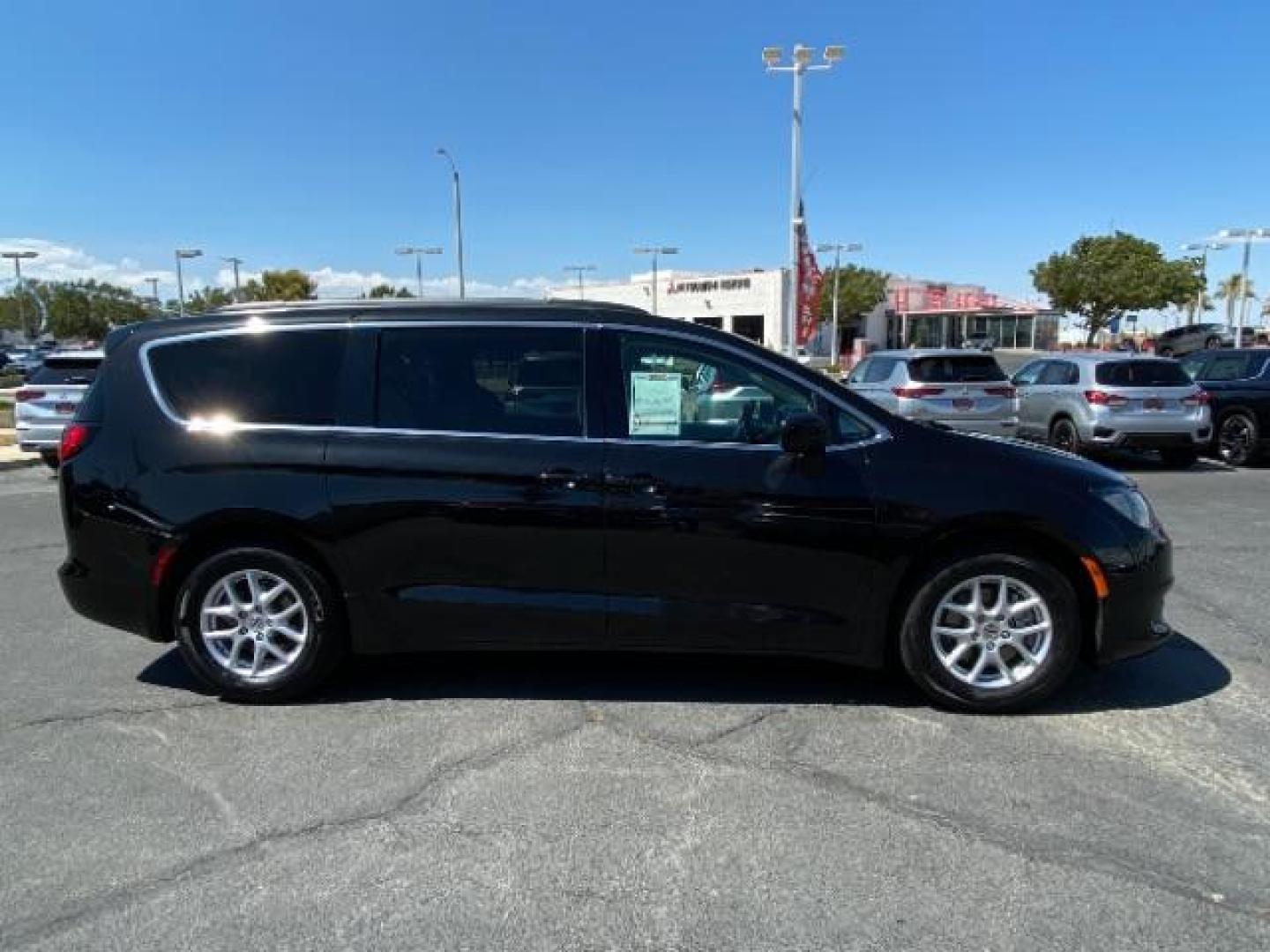 2021 BLACK Chrysler Voyager (2C4RC1DG4MR) with an V6 3.6 Liter engine, Automatic 9-Spd transmission, located at 412 Auto Vista Drive, Palmdale, 93551, (661) 945-0620, 34.592636, -118.136681 - Photo#9