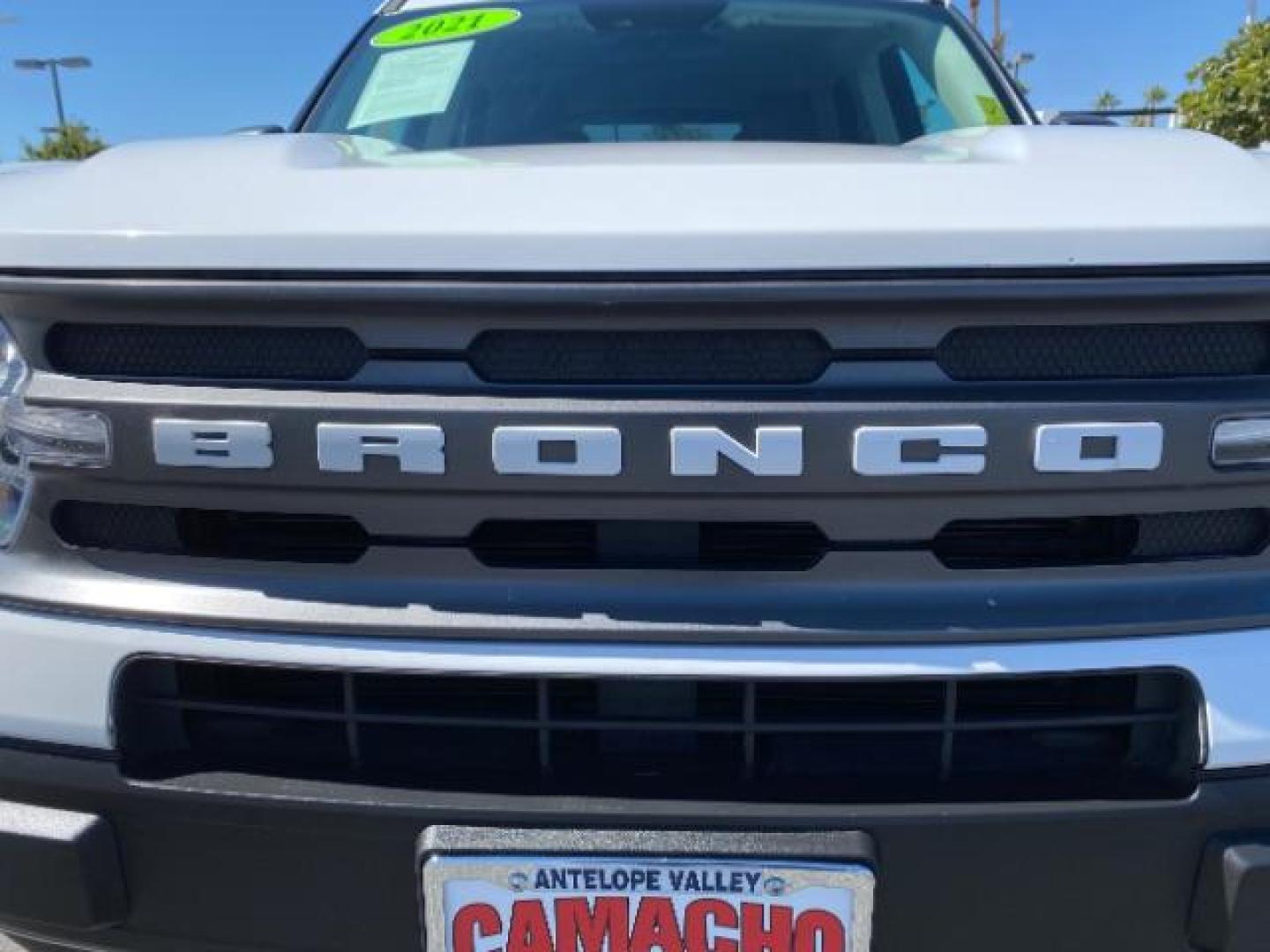 2021 WHITE Ford Bronco Sport (3FMCR9B69MR) with an 3-Cyl Turbo 1.5 Liter engine, Automatic 8-Spd transmission, located at 412 Auto Vista Drive, Palmdale, 93551, (661) 945-0620, 34.592636, -118.136681 - Photo#8