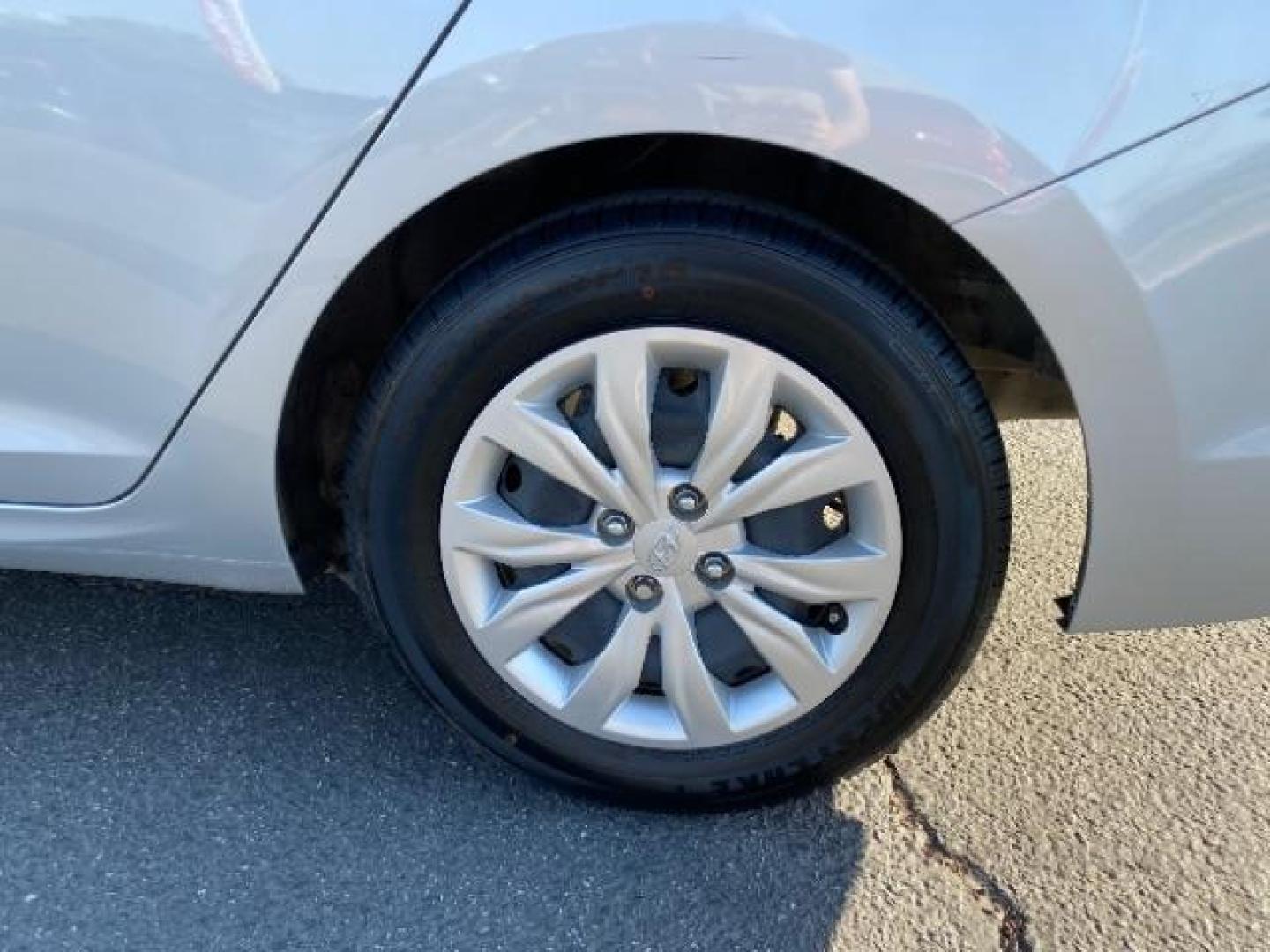 2021 GRAY Hyundai Accent (3KPC24A6XME) with an 4-Cyl 1.6 Liter engine, Automatic IVT w/Shiftronic transmission, located at 412 Auto Vista Drive, Palmdale, 93551, (661) 945-0620, 34.592636, -118.136681 - Photo#14