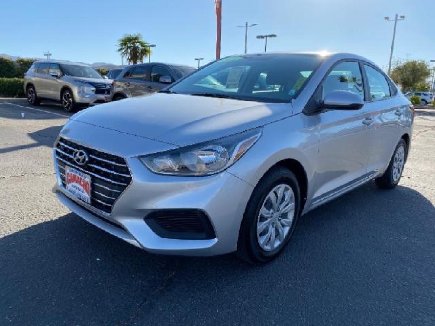 2021 GRAY Hyundai Accent (3KPC24A6XME) with an 4-Cyl 1.6 Liter engine, Automatic IVT w/Shiftronic transmission, located at 412 Auto Vista Drive, Palmdale, 93551, (661) 945-0620, 34.592636, -118.136681 - Photo#3