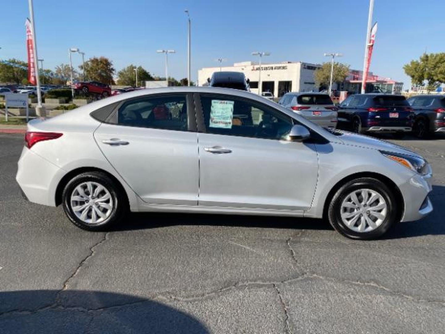 2021 GRAY Hyundai Accent (3KPC24A6XME) with an 4-Cyl 1.6 Liter engine, Automatic IVT w/Shiftronic transmission, located at 412 Auto Vista Drive, Palmdale, 93551, (661) 945-0620, 34.592636, -118.136681 - Photo#8