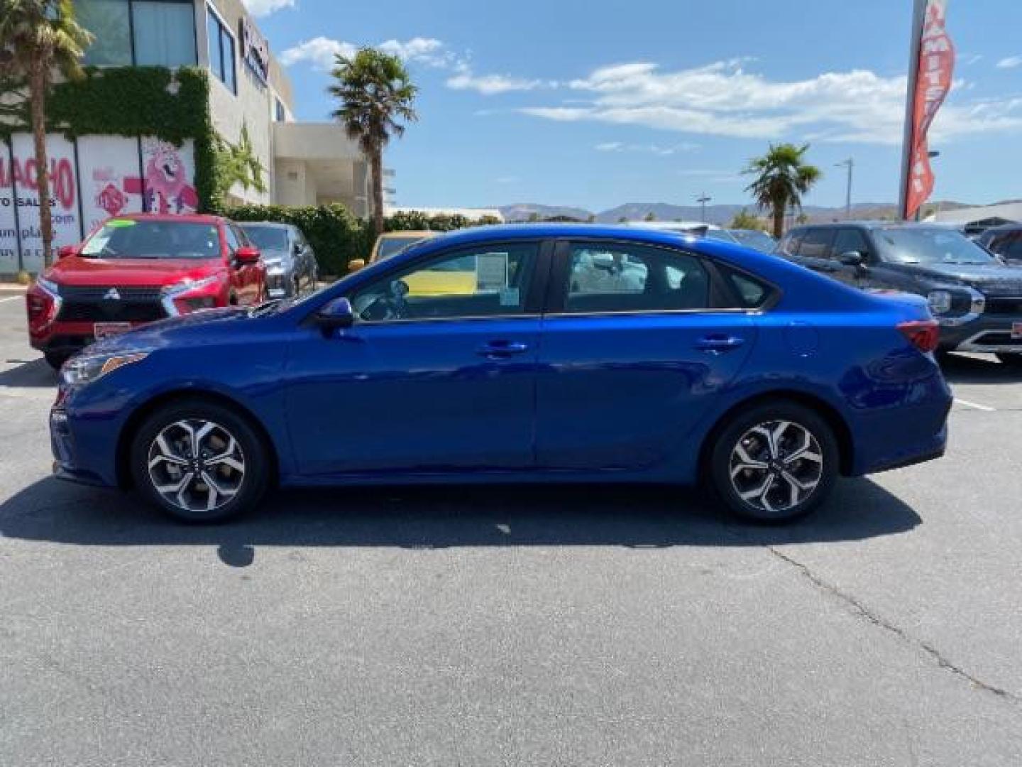 2021 BLUE Kia Forte (3KPF24AD1ME) with an 4-Cyl 2.0 Liter engine, Automatic IVT transmission, located at 412 Auto Vista Drive, Palmdale, 93551, (661) 945-0620, 34.592636, -118.136681 - Photo#4