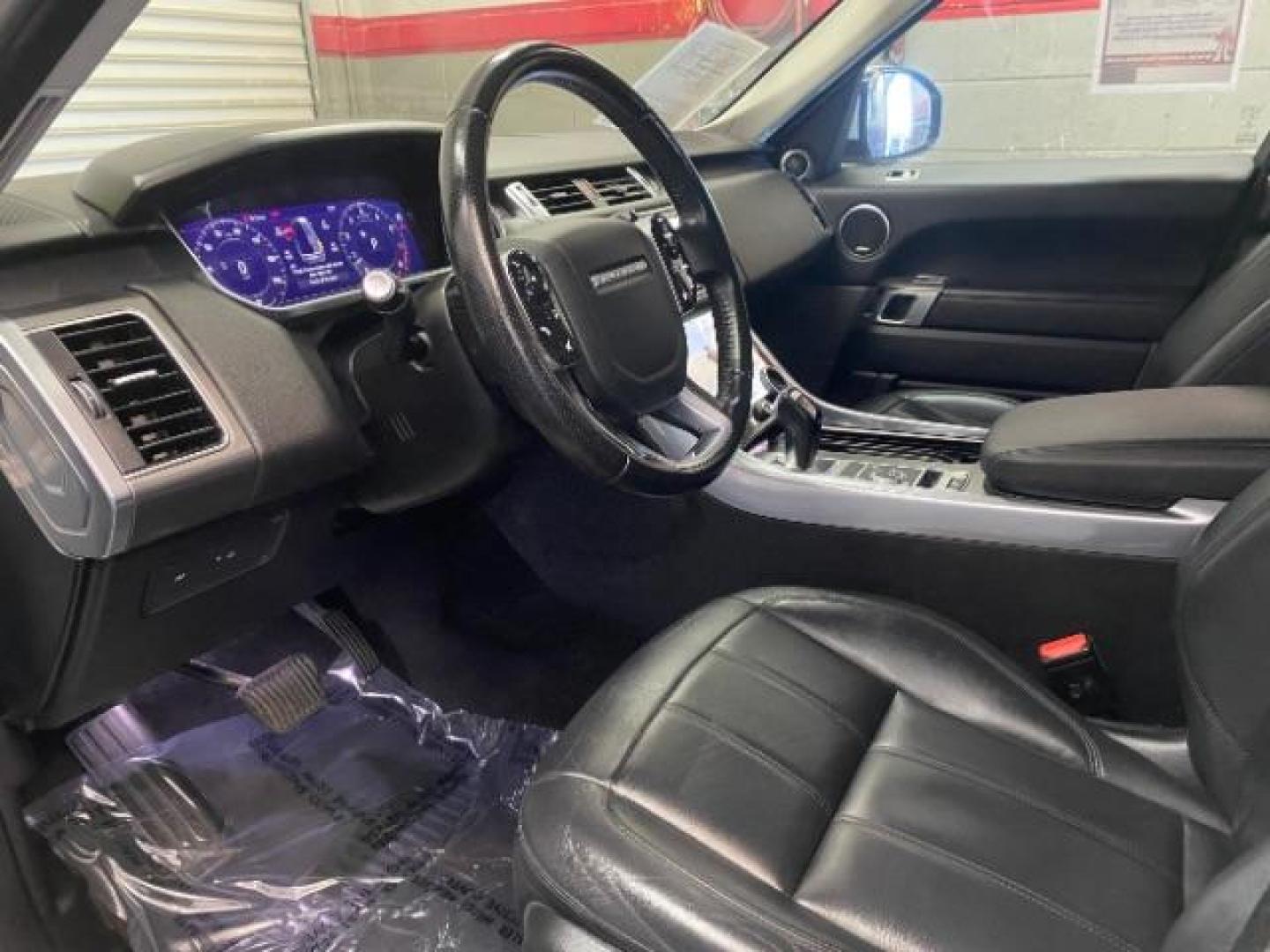 2021 WHITE Land Rover Range Rover Sport (SALWG2SU0MA) with an 6-Cyl Turbo 3.0 Liter engine, Automatic 8-Spd w/CommandShift 2 transmission, located at 412 Auto Vista Drive, Palmdale, 93551, (661) 945-0620, 34.592636, -118.136681 - Photo#18