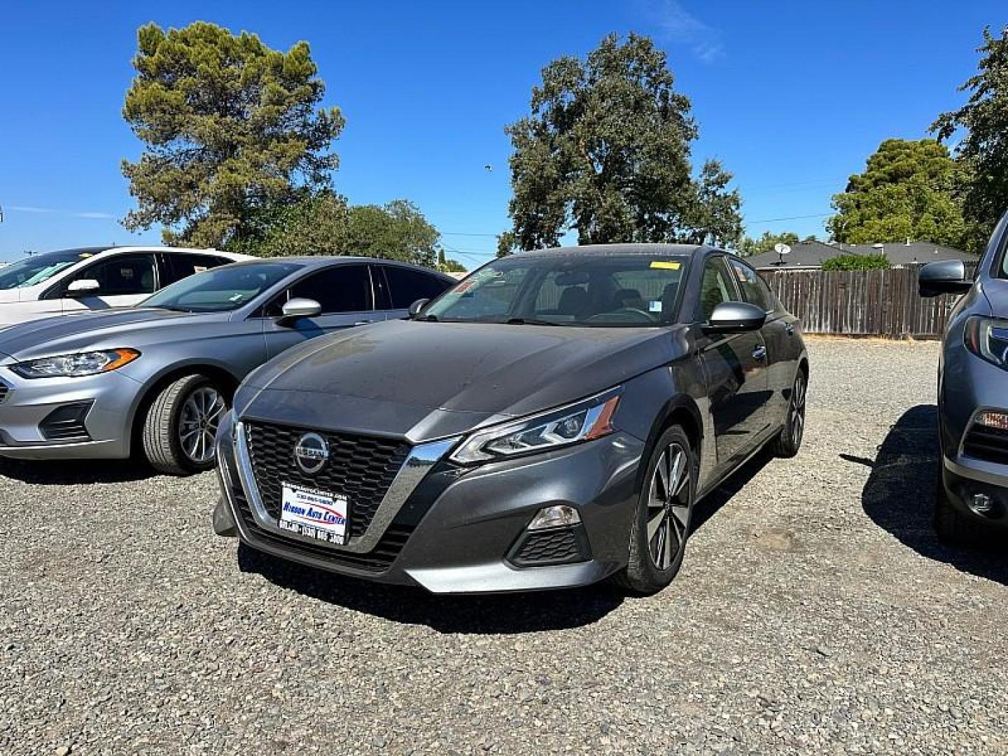 2021 GRAY Nissan Altima (1N4BL4DV1MN) with an 4-Cyl 2.5 Liter engine, Automatic Xtronic CVT transmission, located at 246 E Walker St., Orland, 95963, (530) 865-5800, 39.747589, -122.178398 - Photo#0