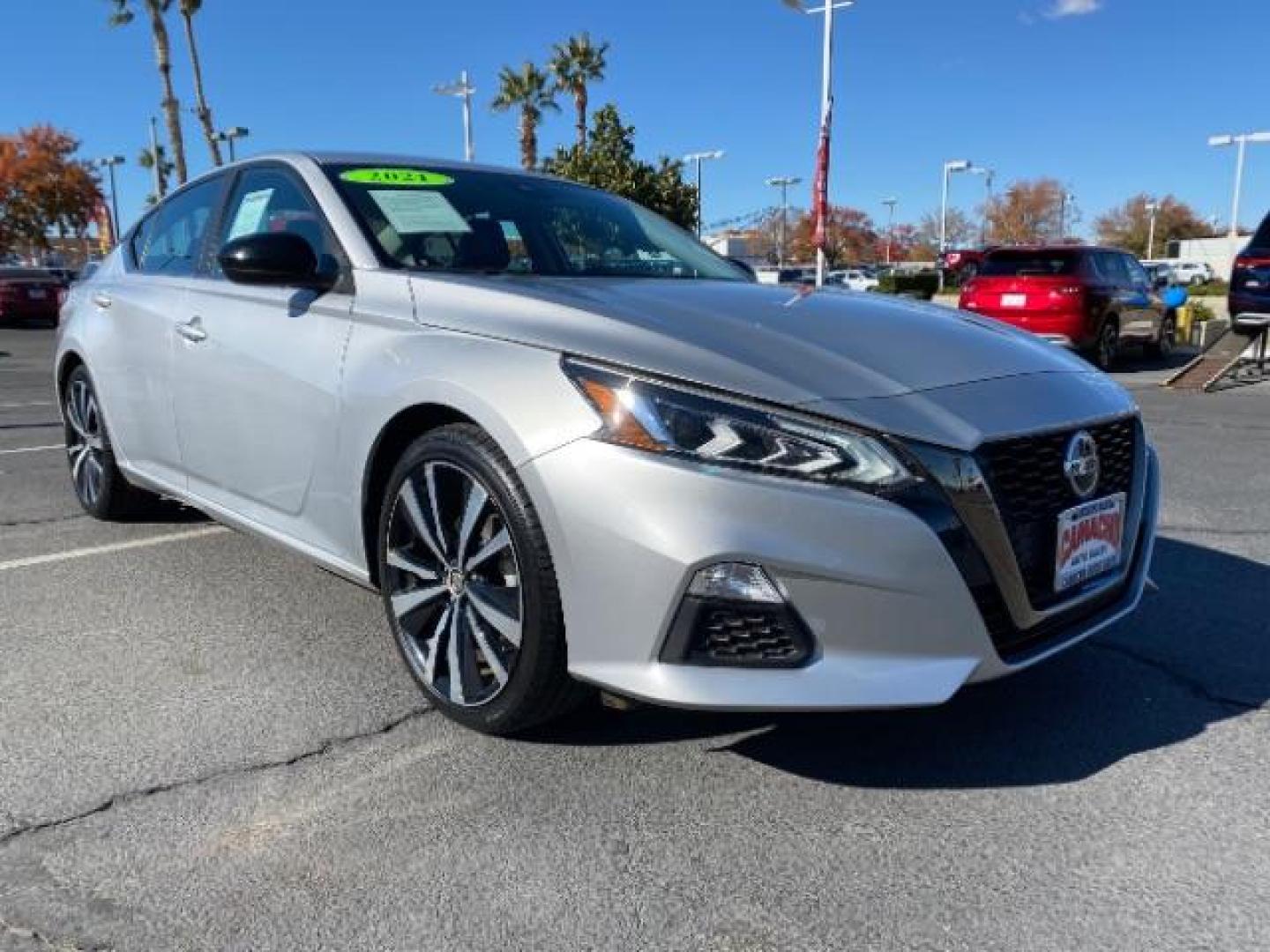 2021 SILVER Nissan Altima (1N4BL4CV2MN) with an 4-Cyl 2.5 Liter engine, Automatic Xtronic CVT transmission, located at 412 Auto Vista Drive, Palmdale, 93551, (661) 945-0620, 34.592636, -118.136681 - Photo#0