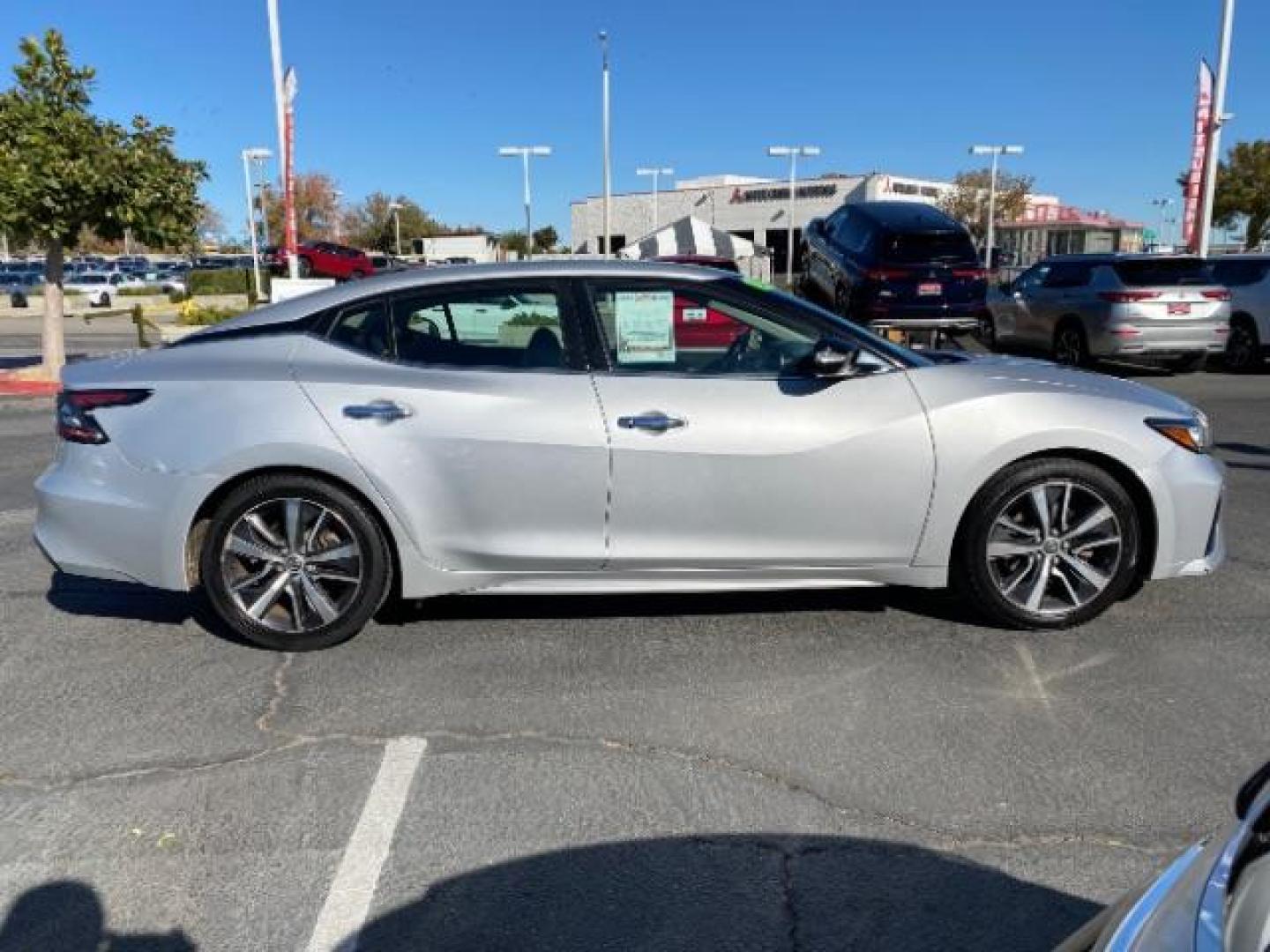 2021 GRAY Nissan Maxima (1N4AA6CV3MC) with an V6 3.5 Liter engine, Automatic Xtronic CVT transmission, located at 412 Auto Vista Drive, Palmdale, 93551, (661) 945-0620, 34.592636, -118.136681 - Photo#7