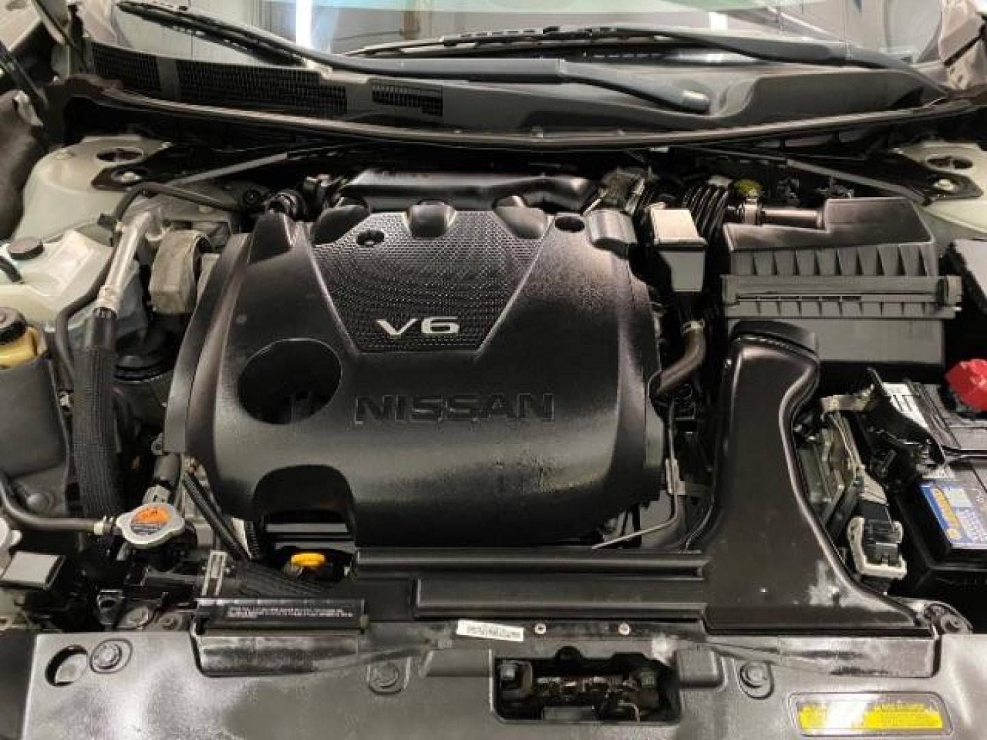 2021 GRAY Nissan Maxima (1N4AA6CV3MC) with an V6 3.5 Liter engine, Automatic Xtronic CVT transmission, located at 412 Auto Vista Drive, Palmdale, 93551, (661) 945-0620, 34.592636, -118.136681 - Photo#31