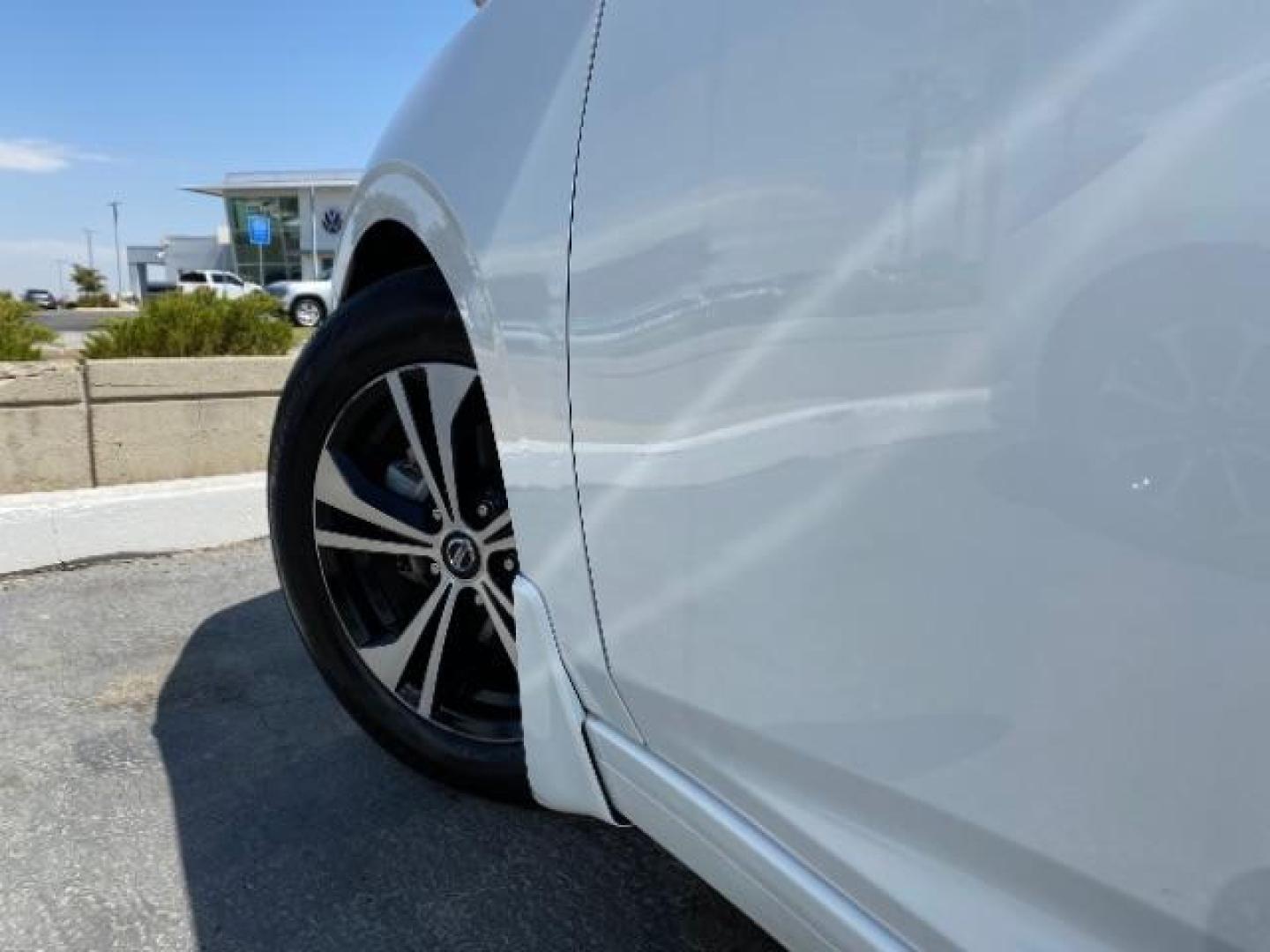 2021 WHITE Nissan Sentra (3N1AB8CV9MY) with an 4-Cyl 2.0 Liter engine, Automatic CVT w/Xtronic transmission, located at 412 Auto Vista Drive, Palmdale, 93551, (661) 945-0620, 34.592636, -118.136681 - Photo#11