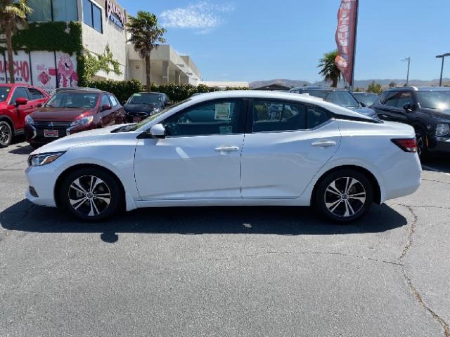 2021 WHITE Nissan Sentra (3N1AB8CV9MY) with an 4-Cyl 2.0 Liter engine, Automatic CVT w/Xtronic transmission, located at 412 Auto Vista Drive, Palmdale, 93551, (661) 945-0620, 34.592636, -118.136681 - Photo#4