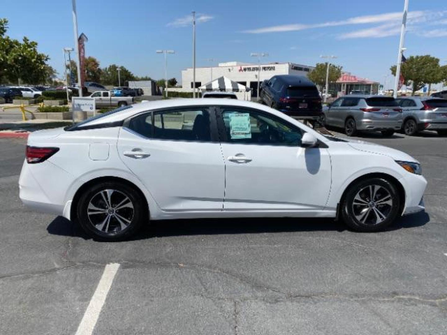 2021 WHITE Nissan Sentra (3N1AB8CV9MY) with an 4-Cyl 2.0 Liter engine, Automatic CVT w/Xtronic transmission, located at 412 Auto Vista Drive, Palmdale, 93551, (661) 945-0620, 34.592636, -118.136681 - Photo#8