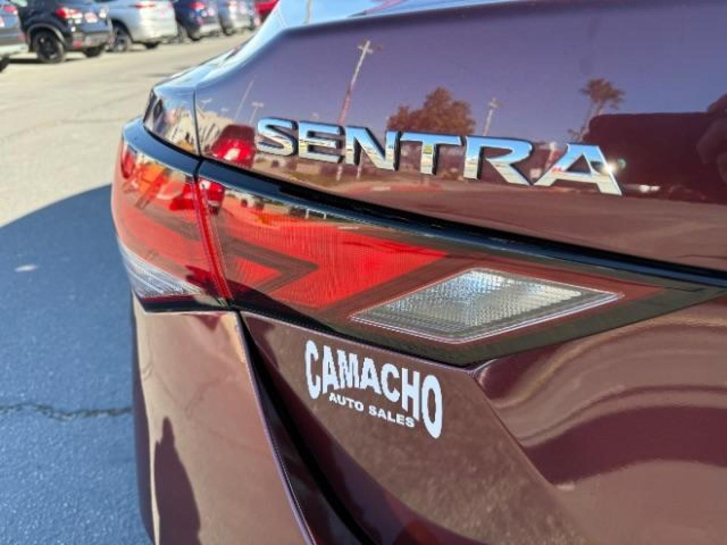 2021 BURGUNDY Nissan Sentra (3N1AB8CV2MY) with an 4-Cyl 2.0 Liter engine, Automatic CVT w/Xtronic transmission, located at 412 Auto Vista Drive, Palmdale, 93551, (661) 945-0620, 34.592636, -118.136681 - Photo#16