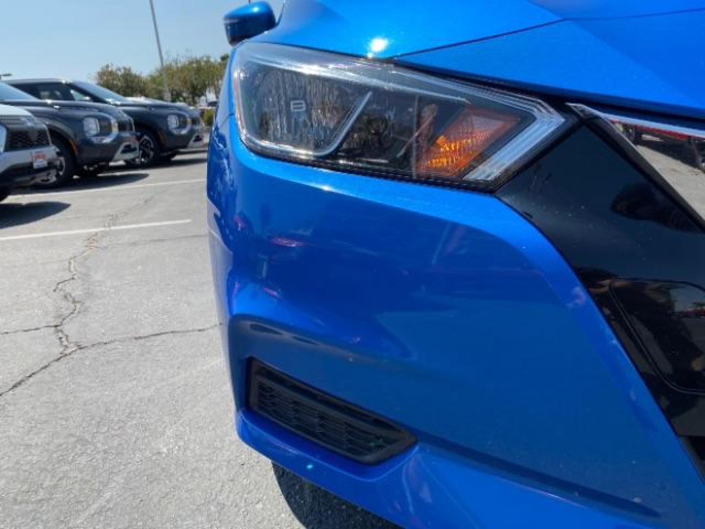 2021 BLUE Nissan Versa (3N1CN8EV2ML) with an 4-Cyl 1.6 Liter engine, Automatic CVT w/Xtronic transmission, located at 412 Auto Vista Drive, Palmdale, 93551, (661) 945-0620, 34.592636, -118.136681 - Photo#9