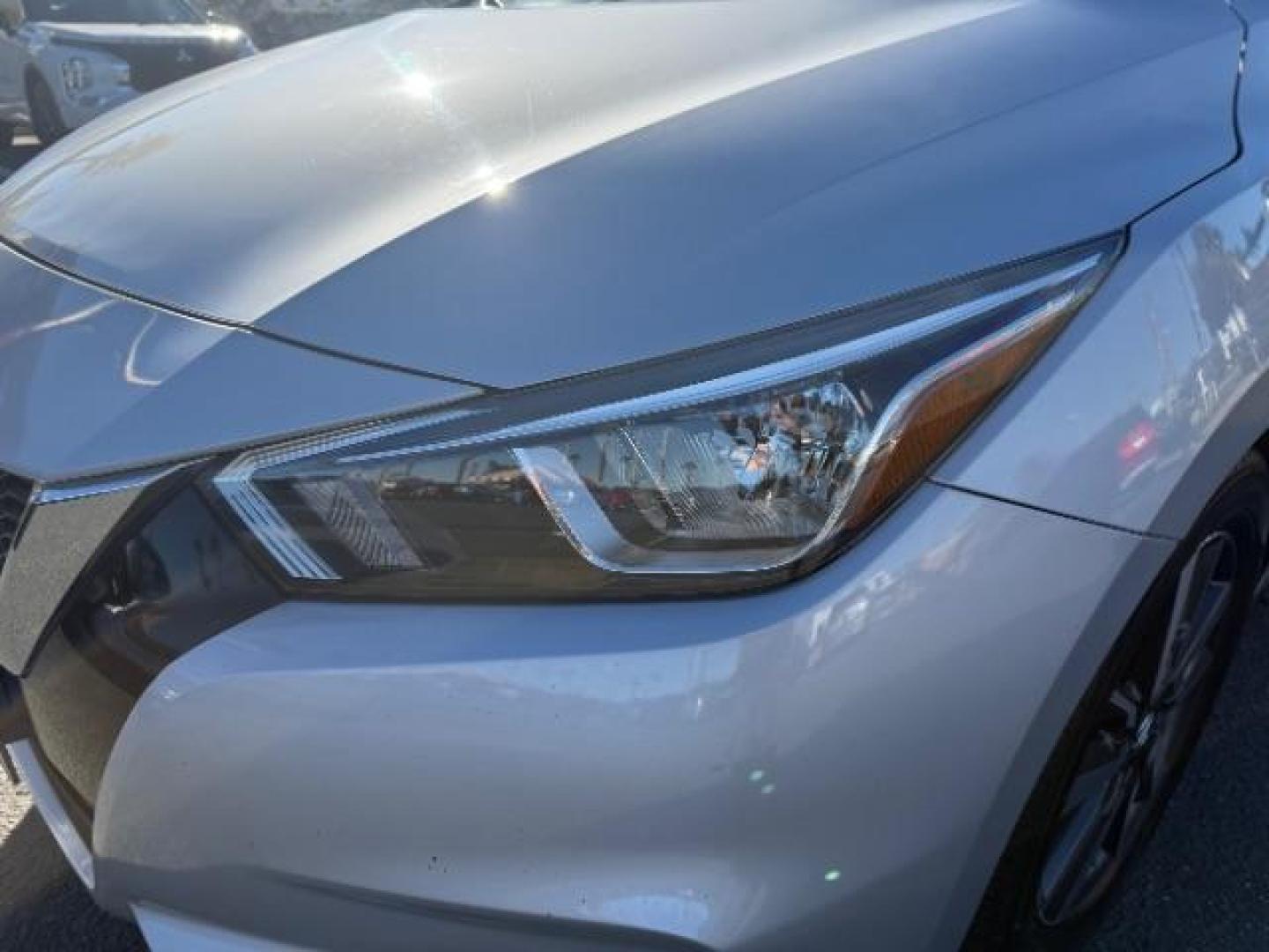 2021 SILVER Nissan Versa (3N1CN8EV3ML) with an 4-Cyl 1.6 Liter engine, Automatic CVT w/Xtronic transmission, located at 412 Auto Vista Drive, Palmdale, 93551, (661) 945-0620, 34.592636, -118.136681 - Photo#9