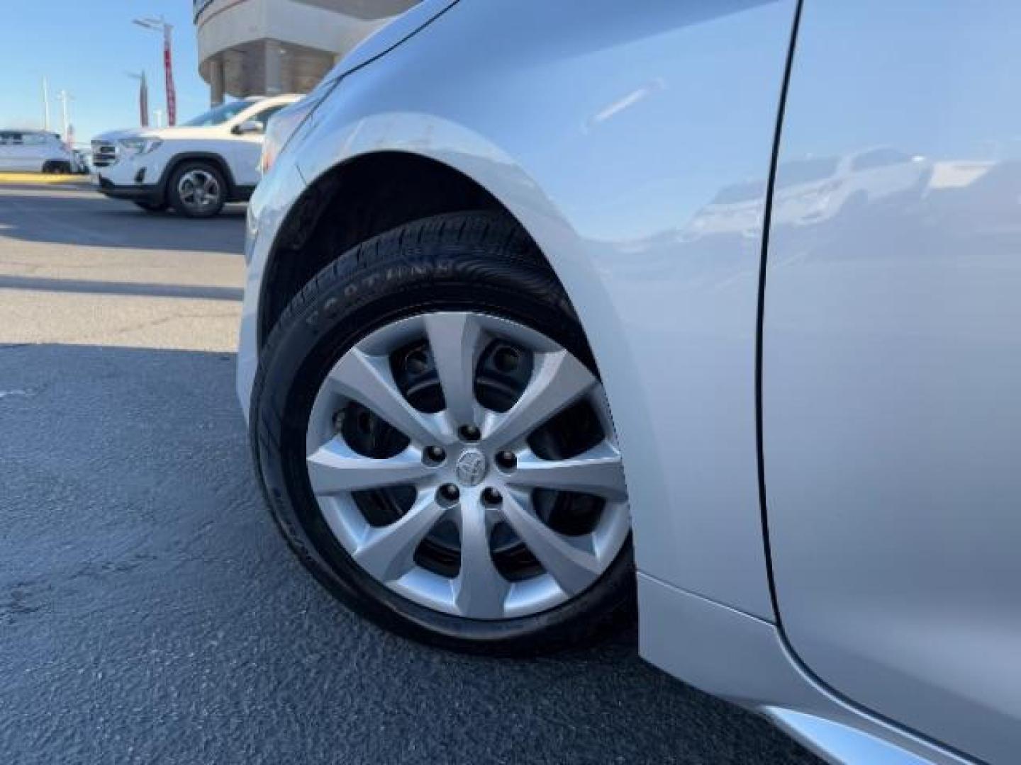 2021 SILVER Toyota Corolla (5YFEPMAE2MP) with an 4-Cyl 1.8 Liter engine, Automatic CVTi-S transmission, located at 412 Auto Vista Drive, Palmdale, 93551, (661) 945-0620, 34.592636, -118.136681 - Photo#10