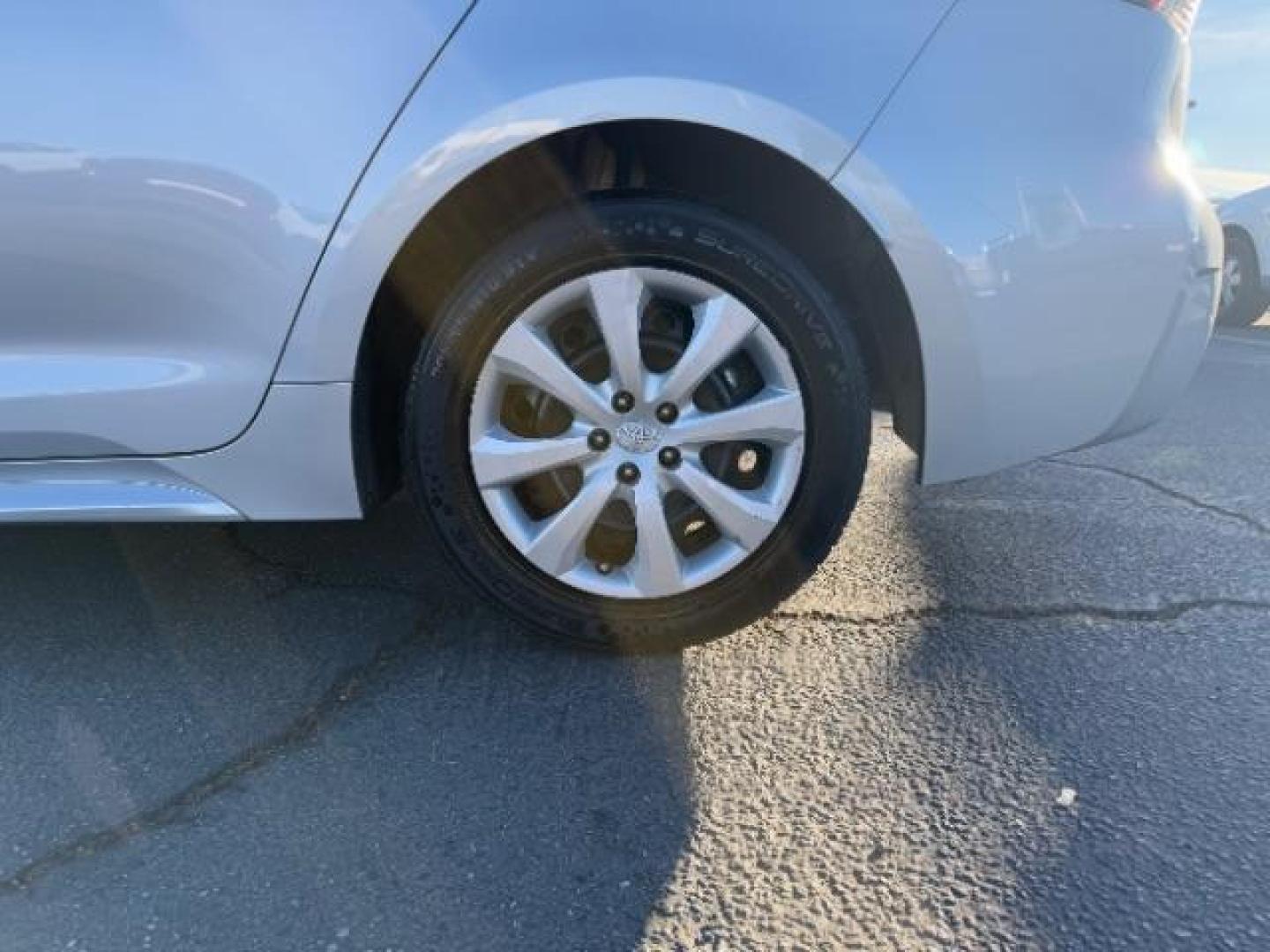 2021 SILVER Toyota Corolla (5YFEPMAE2MP) with an 4-Cyl 1.8 Liter engine, Automatic CVTi-S transmission, located at 412 Auto Vista Drive, Palmdale, 93551, (661) 945-0620, 34.592636, -118.136681 - Photo#12