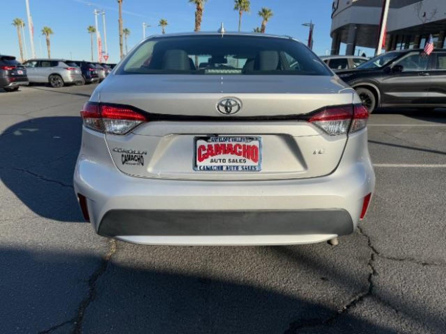 2021 SILVER Toyota Corolla (5YFEPMAE2MP) with an 4-Cyl 1.8 Liter engine, Automatic CVTi-S transmission, located at 412 Auto Vista Drive, Palmdale, 93551, (661) 945-0620, 34.592636, -118.136681 - Photo#5