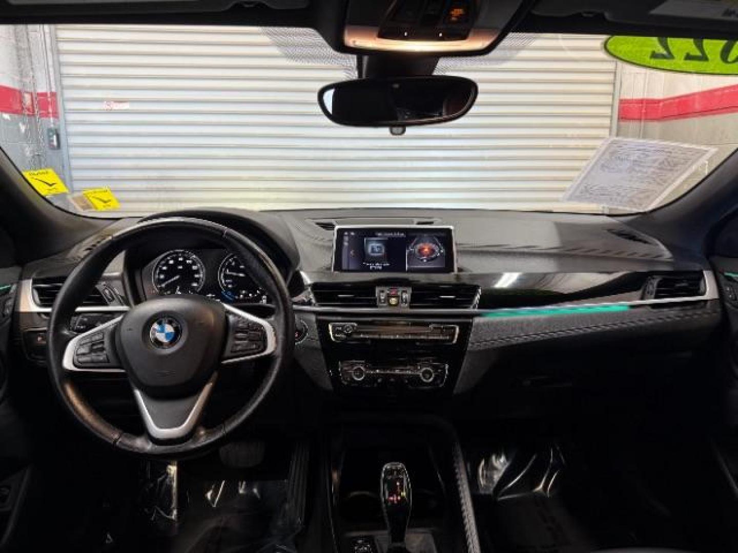 2022 WHITE BMW X2 (WBXYJ1C06N5) with an 4-Cyl Turbo 2.0 Liter engine, Automatic transmission, located at 412 Auto Vista Drive, Palmdale, 93551, (661) 945-0620, 34.592636, -118.136681 - Photo#16