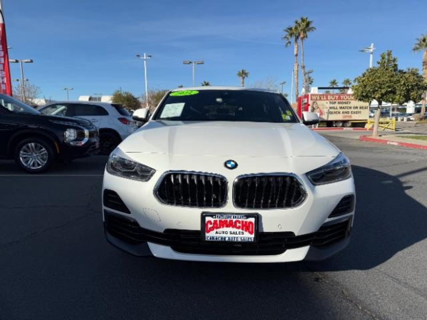 2022 WHITE BMW X2 (WBXYJ1C06N5) with an 4-Cyl Turbo 2.0 Liter engine, Automatic transmission, located at 412 Auto Vista Drive, Palmdale, 93551, (661) 945-0620, 34.592636, -118.136681 - Photo#1