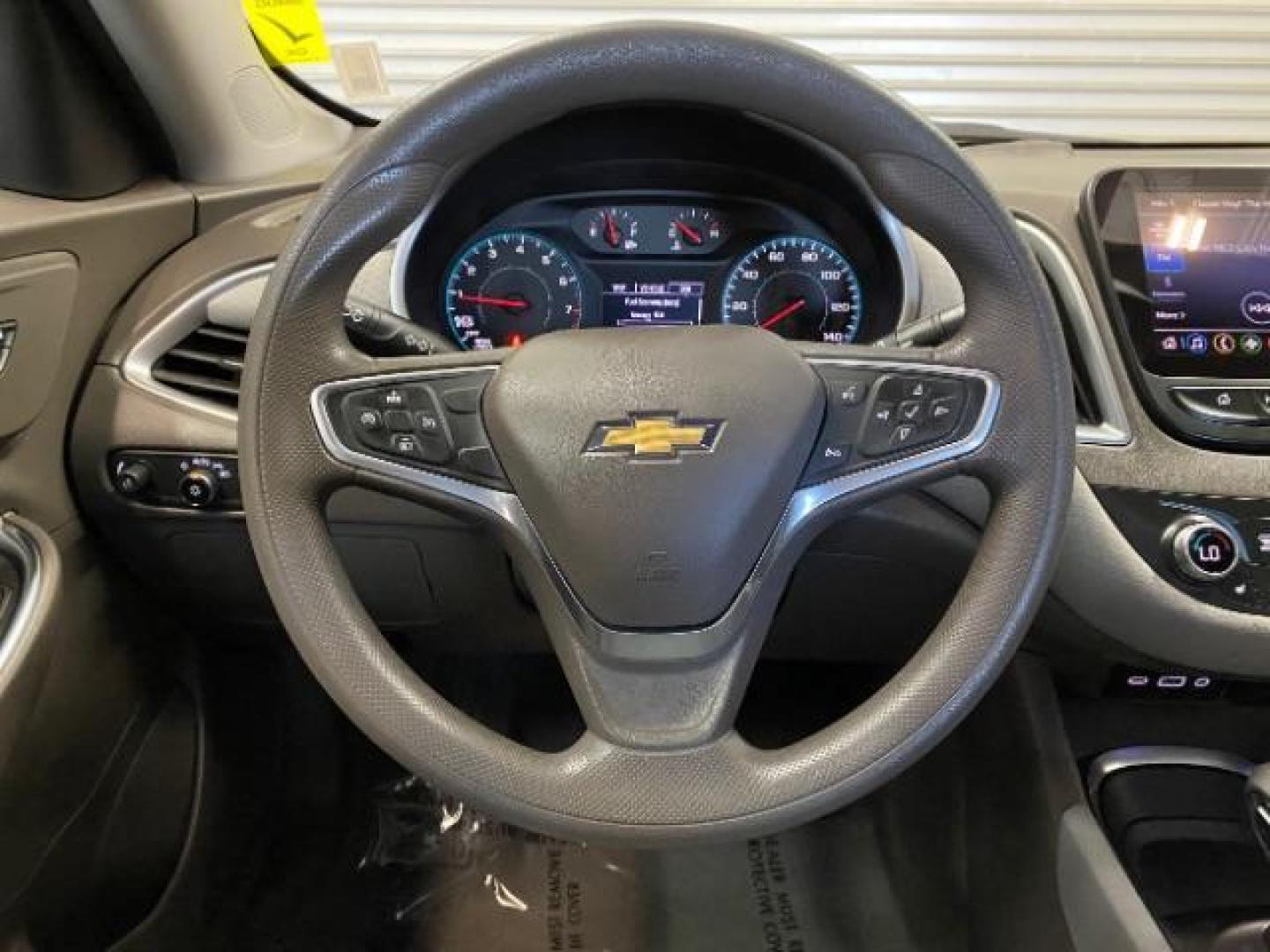 2022 GRAY Chevrolet Malibu (1G1ZD5ST9NF) with an 4-Cyl Turbo 1.5 Liter engine, Automatic CVT transmission, located at 412 Auto Vista Drive, Palmdale, 93551, (661) 945-0620, 34.592636, -118.136681 - Photo#18