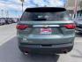 2022 GREEN Chevrolet Traverse (1GNEVHKW5NJ) with an V6 3.6 Liter engine, Automatic 9-Spd transmission, located at 412 Auto Vista Drive, Palmdale, 93551, (661) 945-0620, 34.592636, -118.136681 - Photo#5