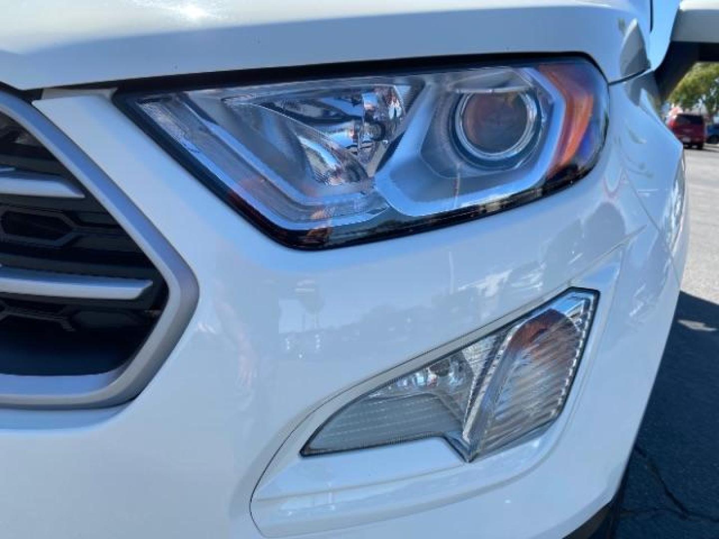 2022 WHITE Ford EcoSport (MAJ6S3GL9NC) with an 4-Cyl 2.0 Liter engine, Automatic 6-Spd w/SelectShift transmission, located at 412 Auto Vista Drive, Palmdale, 93551, (661) 945-0620, 34.592636, -118.136681 - Photo#10