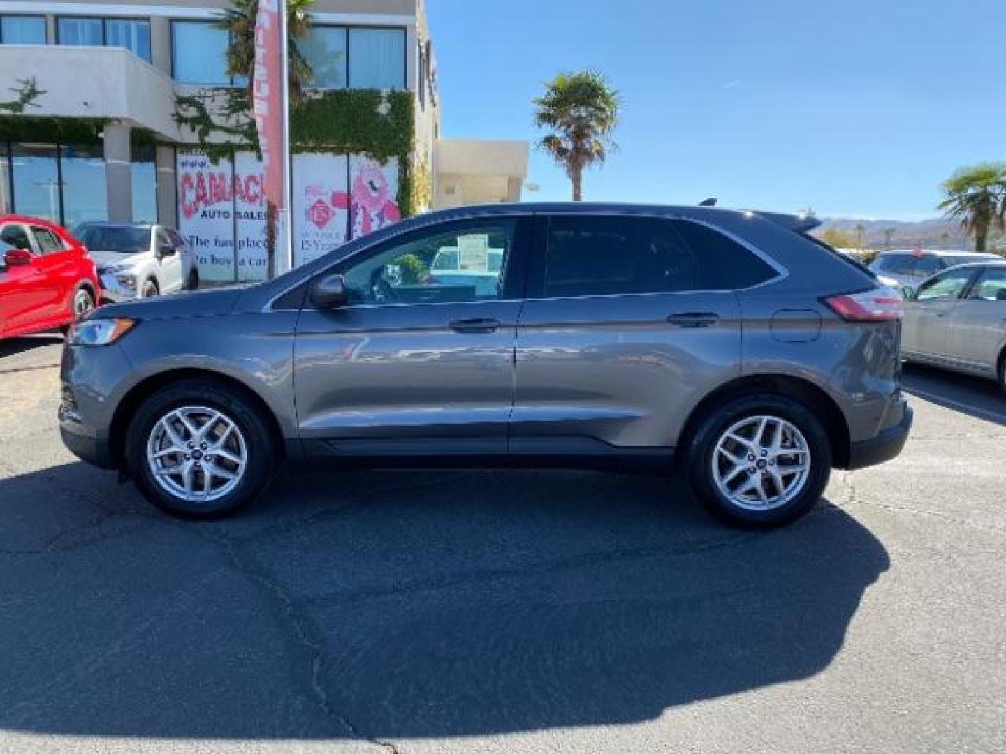 2022 BURGUNDY Ford Edge (2FMPK4J9XNB) with an 4-Cyl EcoBoost Turbo 2.0 Liter engine, Automatic 8-Spd transmission, located at 412 Auto Vista Drive, Palmdale, 93551, (661) 945-0620, 34.592636, -118.136681 - Photo#4