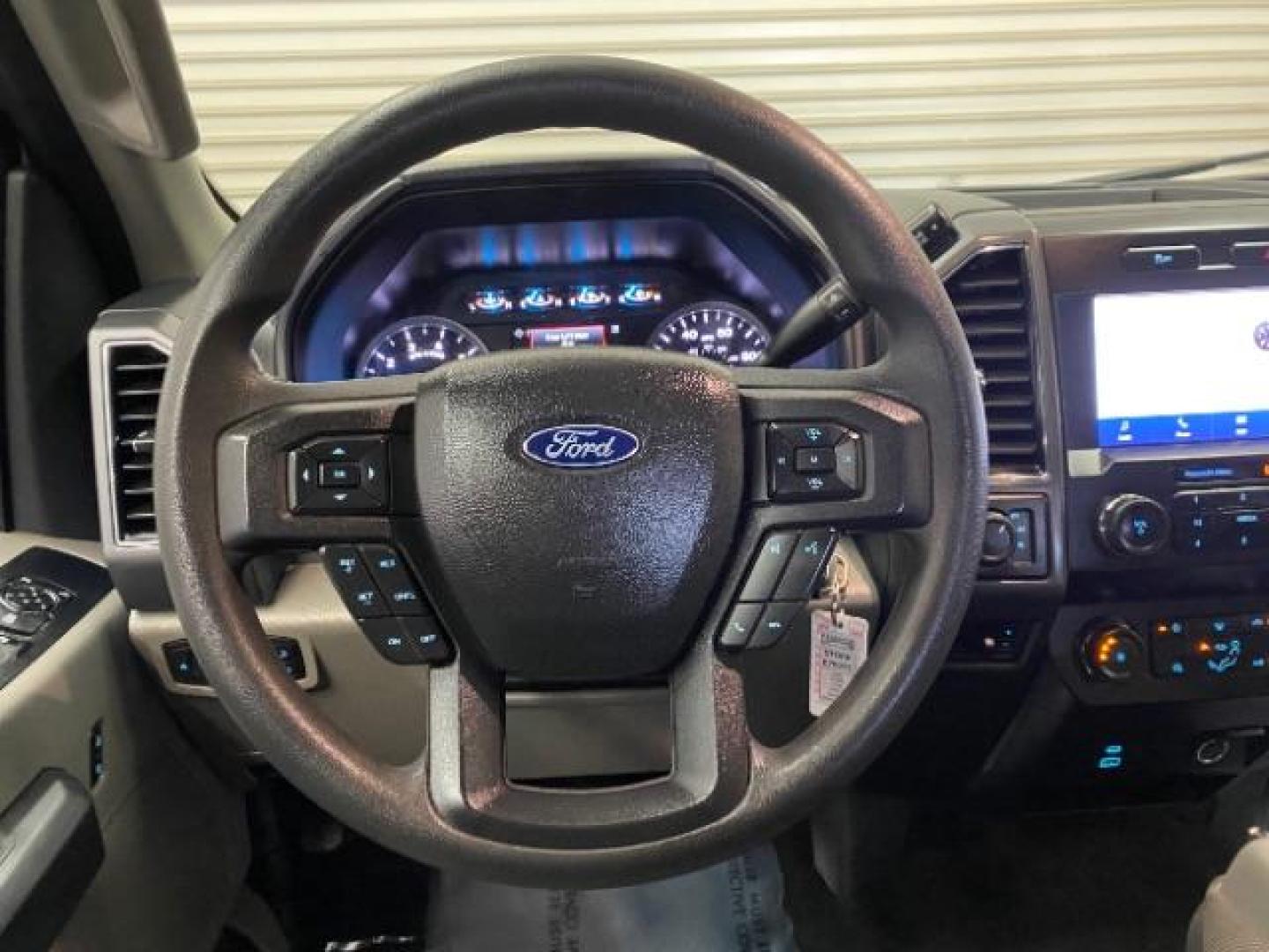 2022 WHITE Ford Super Duty F-250 4WD (1FT7W2B60NE) , Automatic transmission, located at 412 Auto Vista Drive, Palmdale, 93551, (661) 945-0620, 34.592636, -118.136681 - Photo#20