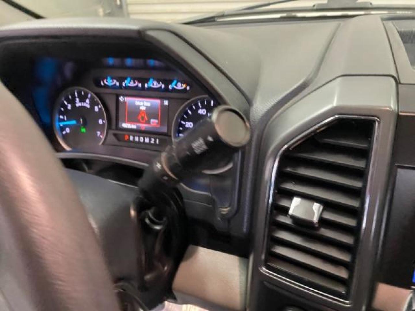 2022 WHITE Ford Super Duty F-250 4WD (1FT7W2B60NE) , Automatic transmission, located at 412 Auto Vista Drive, Palmdale, 93551, (661) 945-0620, 34.592636, -118.136681 - Photo#22