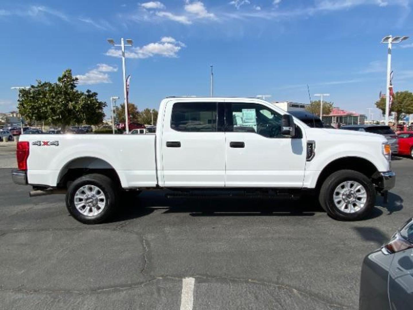 2022 WHITE Ford Super Duty F-250 4WD (1FT7W2B60NE) , Automatic transmission, located at 412 Auto Vista Drive, Palmdale, 93551, (661) 945-0620, 34.592636, -118.136681 - Photo#7