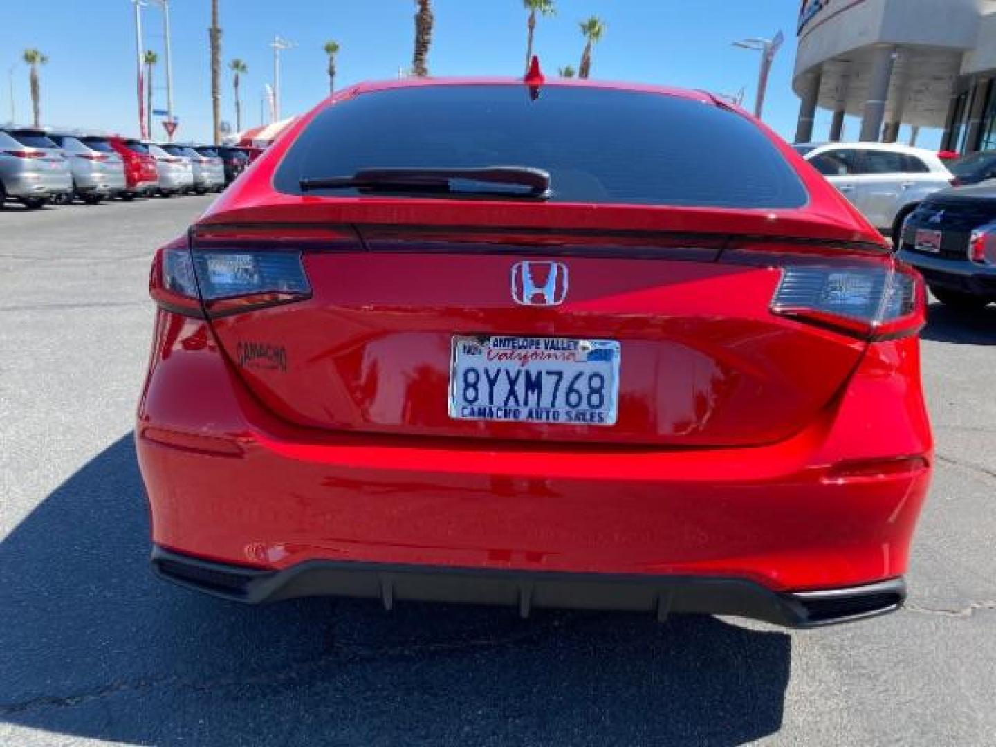 2022 RED Honda Civic Hatchback (19XFL2G86NE) with an 4-Cyl i-VTEC 2.0 Liter engine, Manual 6-Spd transmission, located at 412 Auto Vista Drive, Palmdale, 93551, (661) 945-0620, 34.592636, -118.136681 - Photo#6