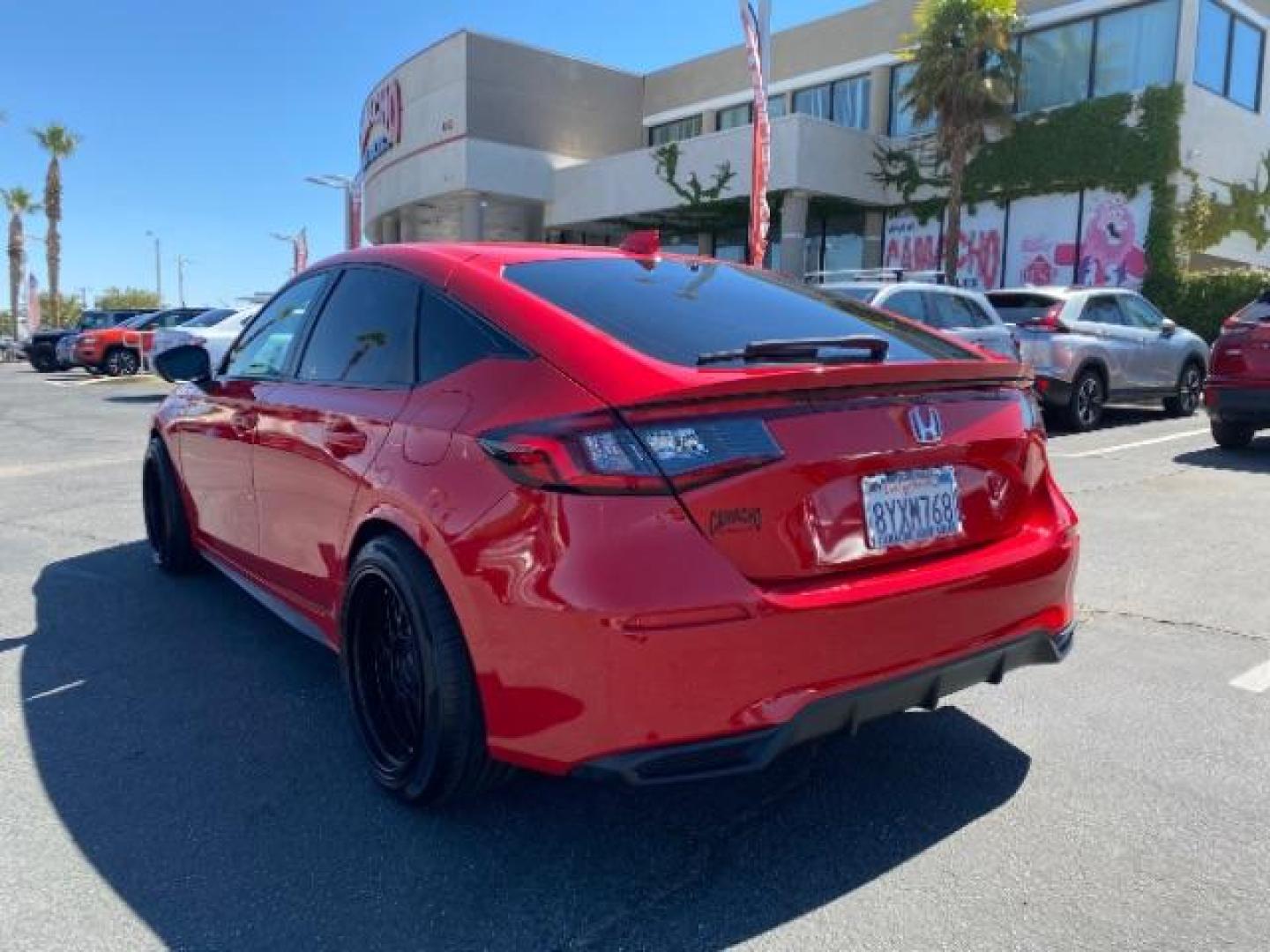 2022 RED Honda Civic Hatchback (19XFL2G86NE) with an 4-Cyl i-VTEC 2.0 Liter engine, Manual 6-Spd transmission, located at 412 Auto Vista Drive, Palmdale, 93551, (661) 945-0620, 34.592636, -118.136681 - Photo#7