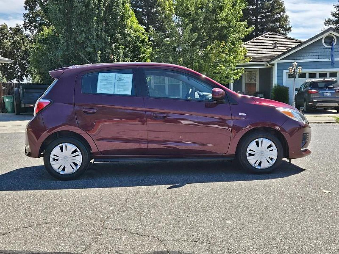 2022 DK PURPLE Mitsubishi Mirage (ML32AUHJXNH) with an 3-Cyl 1.2 Liter engine, Automatic CVT transmission, located at 246 E Walker St., Orland, 95963, (530) 865-5800, 39.747589, -122.178398 - Photo#9