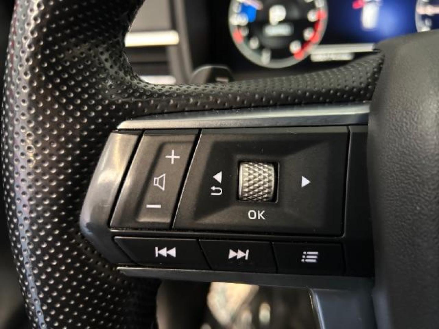 2022 Mitsubishi Outlander (JA4J3VA80NZ) with an 4-Cyl 2.5 Liter engine, Automatic CVT transmission, located at 412 Auto Vista Drive, Palmdale, 93551, (661) 945-0620, 34.592636, -118.136681 - Photo#25