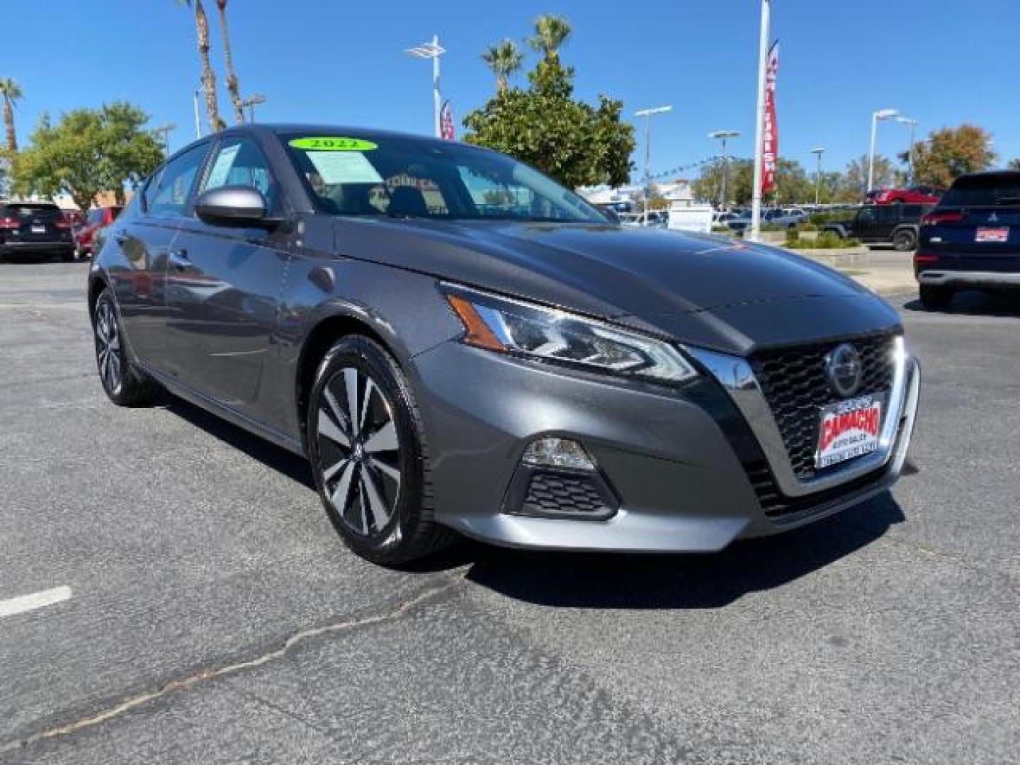 2022 GRAY Nissan Altima (1N4BL4DV5NN) with an 4-Cyl 2.5 Liter engine, Automatic Xtronic CVT transmission, located at 412 Auto Vista Drive, Palmdale, 93551, (661) 945-0620, 34.592636, -118.136681 - Photo#3