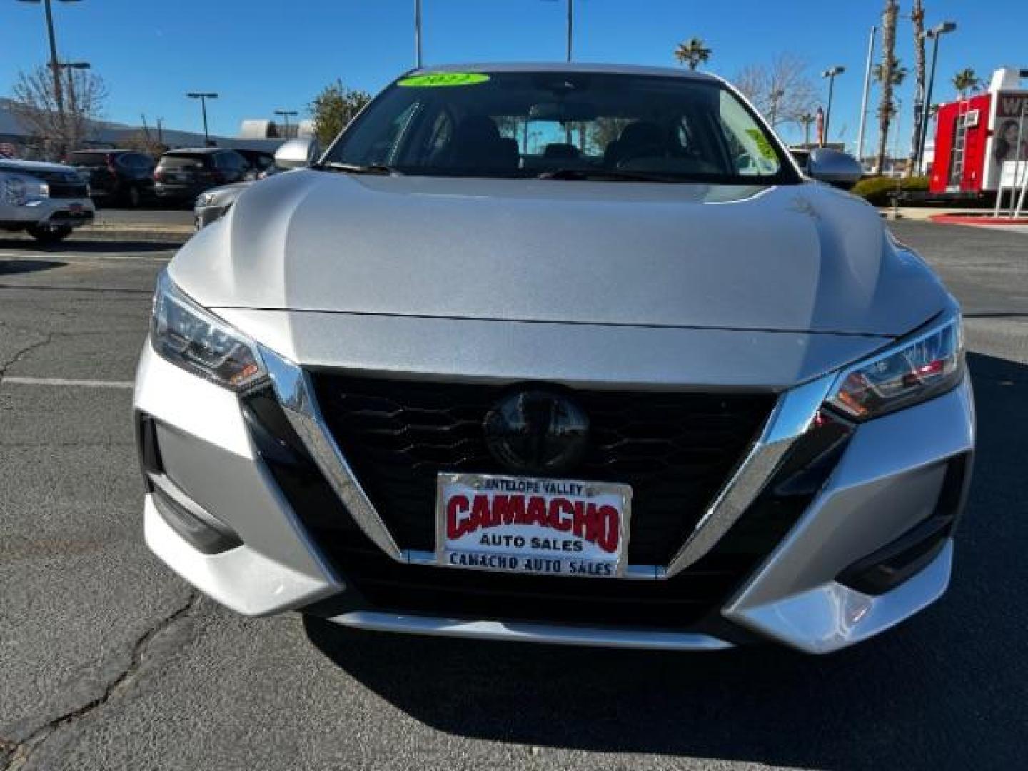 2022 SILVER Nissan Sentra (3N1AB8CV1NY) with an 4-Cyl 2.0 Liter engine, Automatic CVT w/Xtronic transmission, located at 412 Auto Vista Drive, Palmdale, 93551, (661) 945-0620, 34.592636, -118.136681 - Photo#2