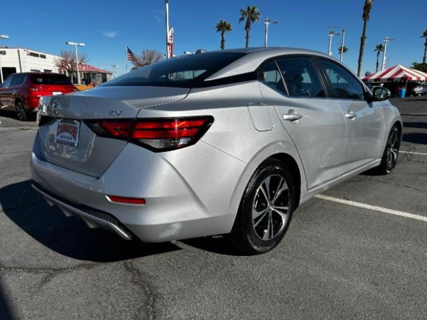 2022 SILVER Nissan Sentra (3N1AB8CV1NY) with an 4-Cyl 2.0 Liter engine, Automatic CVT w/Xtronic transmission, located at 412 Auto Vista Drive, Palmdale, 93551, (661) 945-0620, 34.592636, -118.136681 - Photo#7