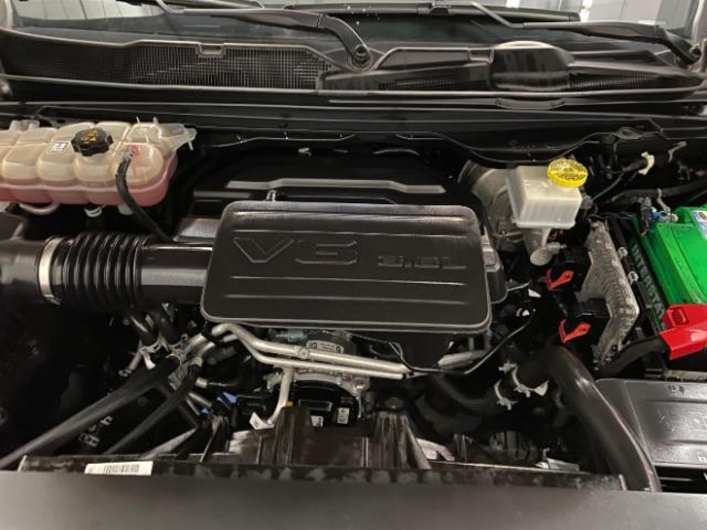 2022 GRAY Ram 1500 2WD (1C6RREBG1NN) with an 6-Cyl 3.6 Liter engine, Automatic 8-Spd transmission, located at 412 Auto Vista Drive, Palmdale, 93551, (661) 945-0620, 34.592636, -118.136681 - Photo#32