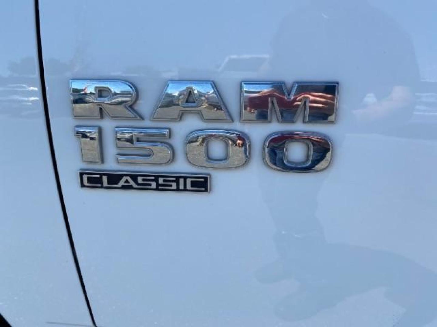 2022 WHITE Ram 1500 Classic 2WD (1C6RR6LG0NS) with an 6-Cyl 3.6 Liter engine, Automatic 8-Spd transmission, located at 412 Auto Vista Drive, Palmdale, 93551, (661) 945-0620, 34.592636, -118.136681 - Photo#14