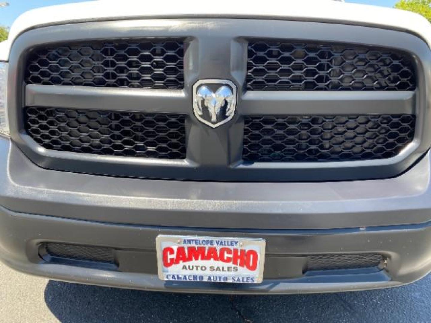 2022 WHITE Ram 1500 Classic 4WD (1C6RR7FT9NS) with an 8-Cyl 5.7 Liter engine, Automatic 8-Spd transmission, located at 412 Auto Vista Drive, Palmdale, 93551, (661) 945-0620, 34.592636, -118.136681 - Photo#9