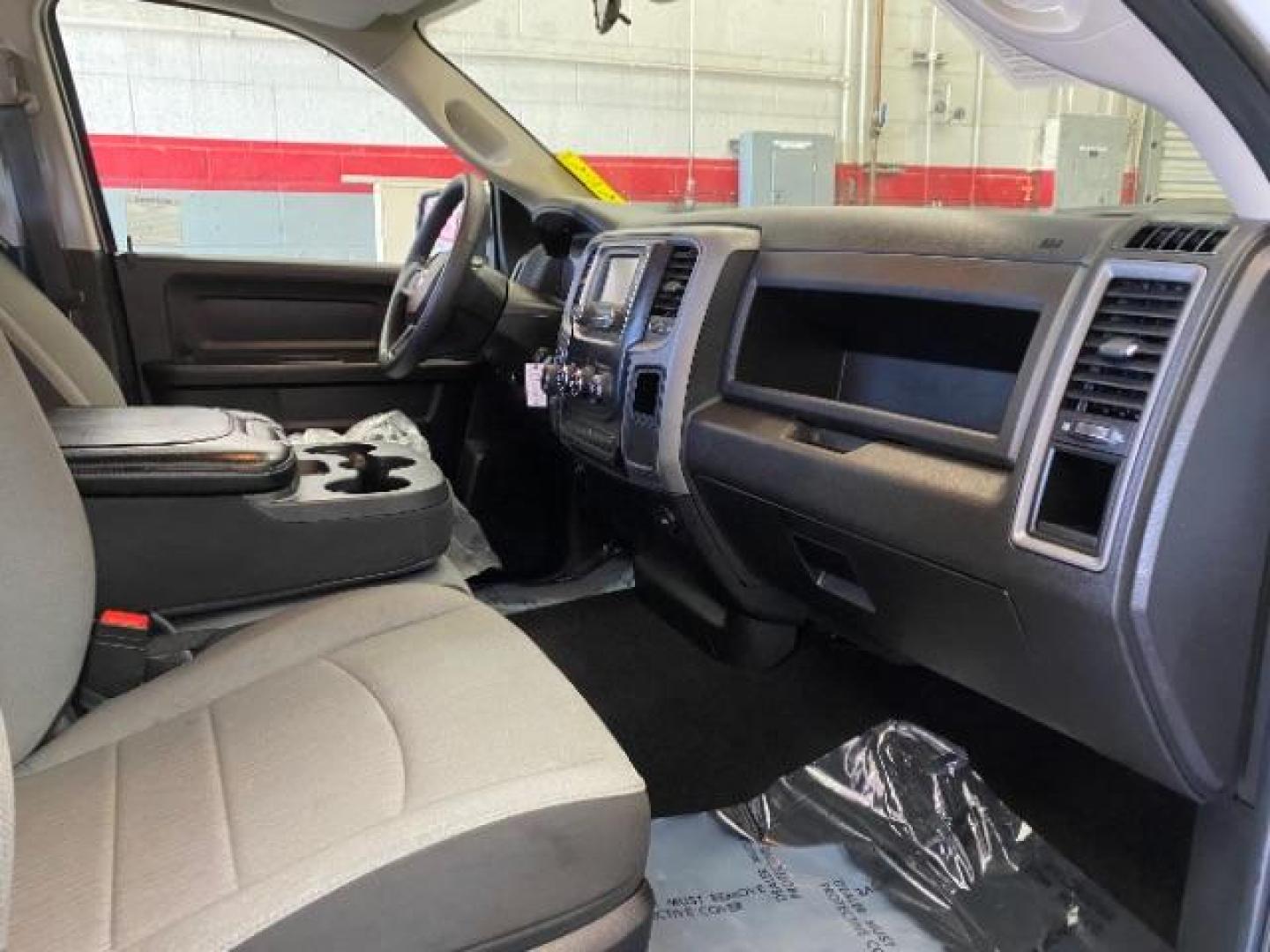 2022 WHITE Ram 1500 Classic 4WD (1C6RR7FT9NS) with an 8-Cyl 5.7 Liter engine, Automatic 8-Spd transmission, located at 412 Auto Vista Drive, Palmdale, 93551, (661) 945-0620, 34.592636, -118.136681 - Photo#30