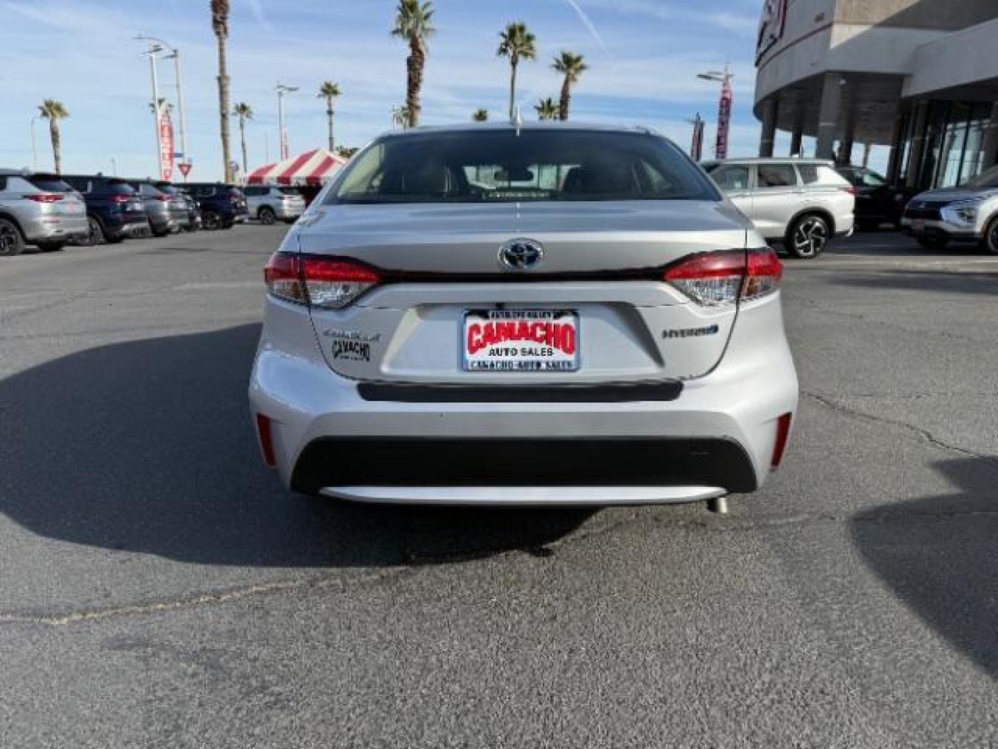 2022 GRAY Toyota Corolla (JTDEAMDEXNJ) with an 4-Cyl Hybrid 1.8 Liter engine, Automatic CVTi transmission, located at 412 Auto Vista Drive, Palmdale, 93551, (661) 945-0620, 34.592636, -118.136681 - Photo#5