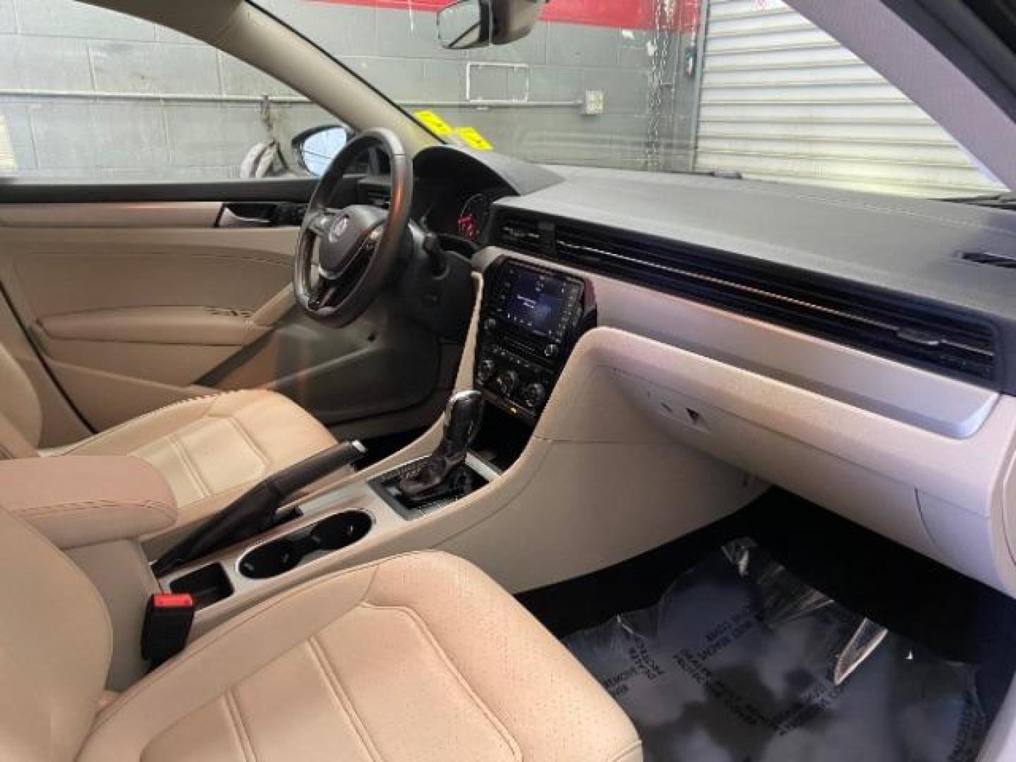 2022 BLACK Volkswagen Passat (1VWSA7A37NC) with an 4-Cyl Turbo 2.0 Liter engine, Automatic 6-Spd w/Tiptronic transmission, located at 412 Auto Vista Drive, Palmdale, 93551, (661) 945-0620, 34.592636, -118.136681 - Photo#28