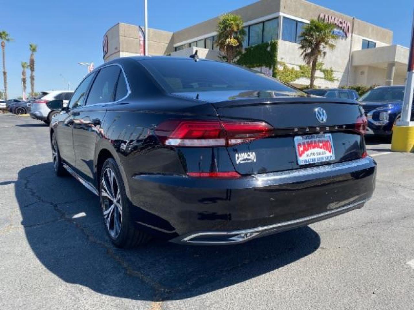 2022 BLACK Volkswagen Passat (1VWSA7A37NC) with an 4-Cyl Turbo 2.0 Liter engine, Automatic 6-Spd w/Tiptronic transmission, located at 412 Auto Vista Drive, Palmdale, 93551, (661) 945-0620, 34.592636, -118.136681 - Photo#6