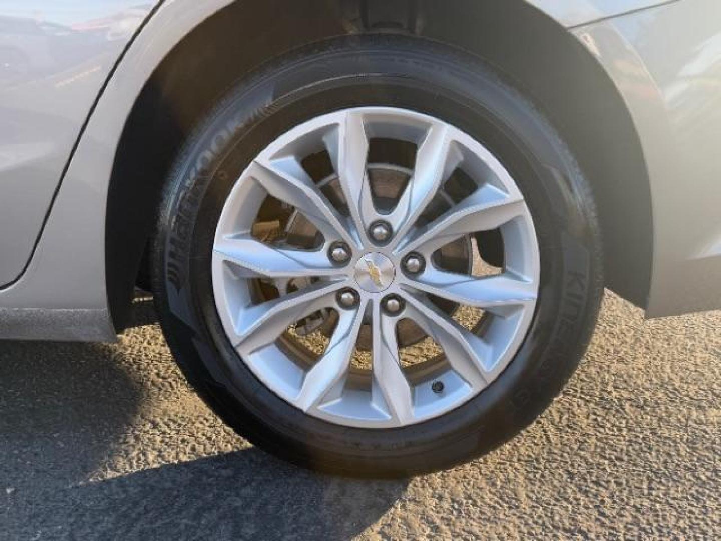 2023 BROWN Chevrolet Malibu (1G1ZD5ST3PF) with an 4-Cyl Turbo 1.5 Liter engine, Automatic CVT transmission, located at 412 Auto Vista Drive, Palmdale, 93551, (661) 945-0620, 34.592636, -118.136681 - Photo#12