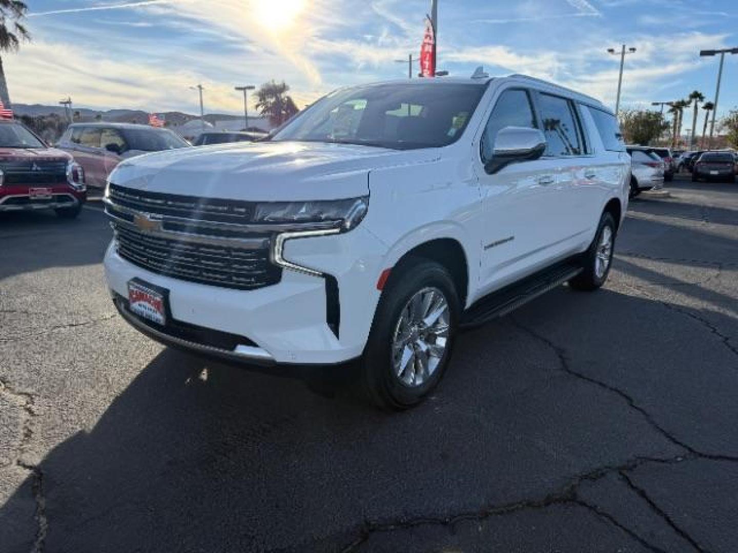 2023 WHITE Chevrolet Suburban (1GNSCFKD5PR) , Automatic 10-Spd w/Overdrive transmission, located at 412 Auto Vista Drive, Palmdale, 93551, (661) 945-0620, 34.592636, -118.136681 - Photo#3